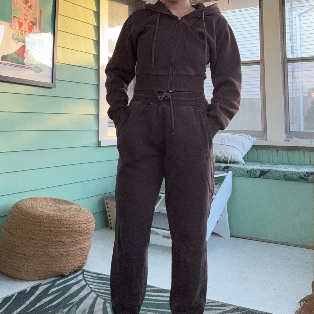 Oner Active Classic Lounge Cropped Hoodie & Jogger 70% Cocoa